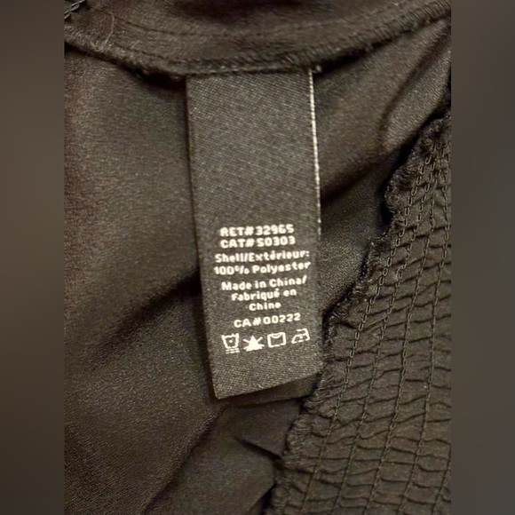 2/$15 - Jessica Black Long-Sleeve Banded Hem Top (Size S/P) - Picture 10 of 13